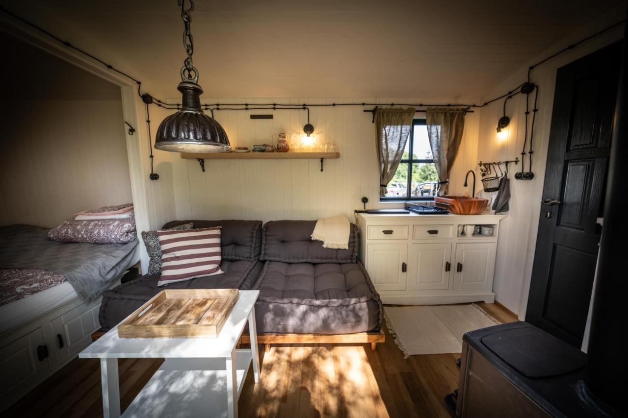 Appartement Mily Mlyn à Lubrza  Extérieur photo
