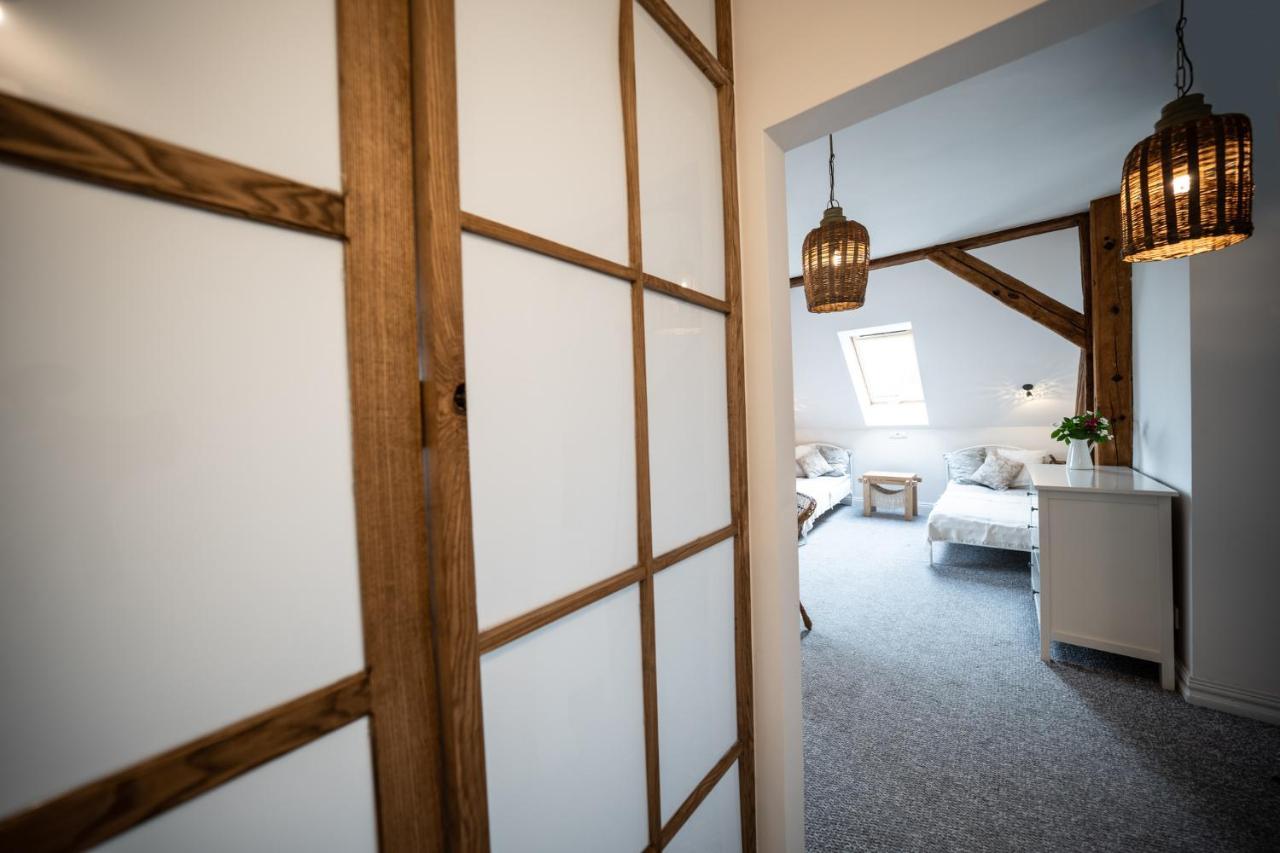 Appartement Mily Mlyn à Lubrza  Extérieur photo